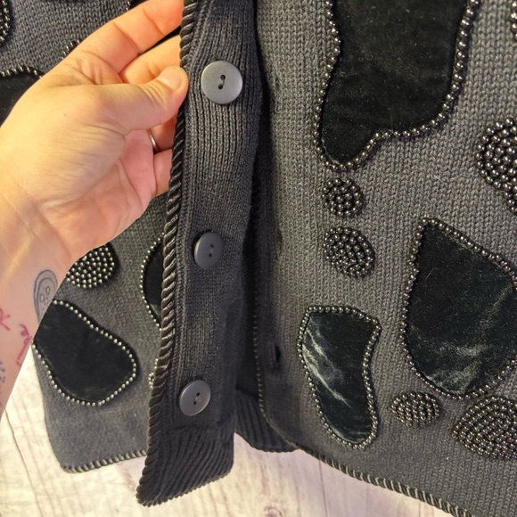 Vintage embroidered Beaded Gray and Black Women's Vest Medium - Picture 8 of 9
